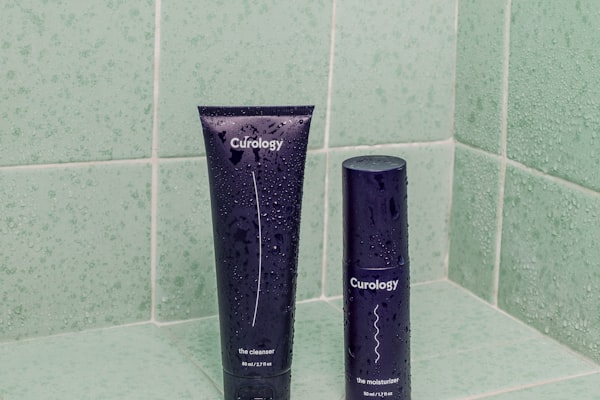 Naturalne olejki eteryczne i zioła - naturalne rytuały w domowym spa